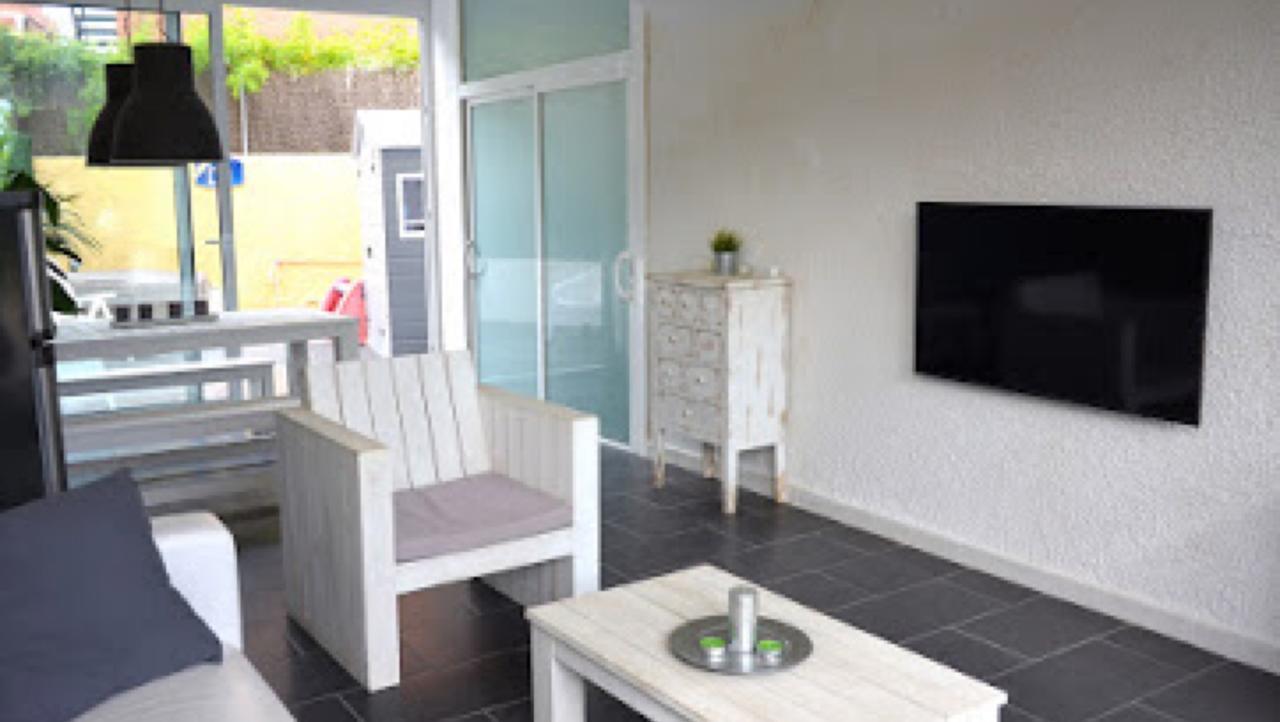 Beach House Castelldefels Ngoại thất bức ảnh