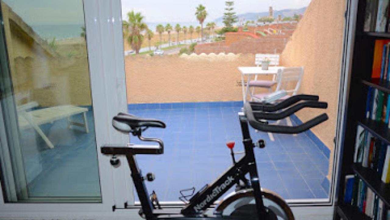 Beach House Castelldefels Ngoại thất bức ảnh