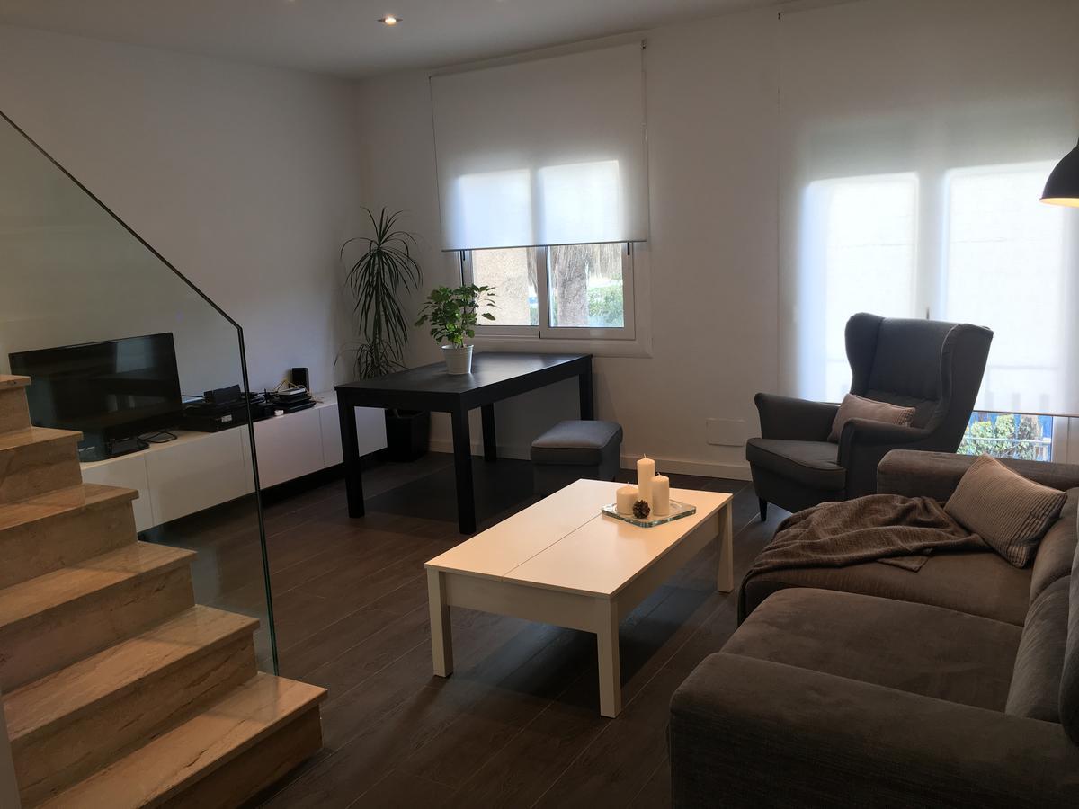 Beach House Castelldefels Ngoại thất bức ảnh