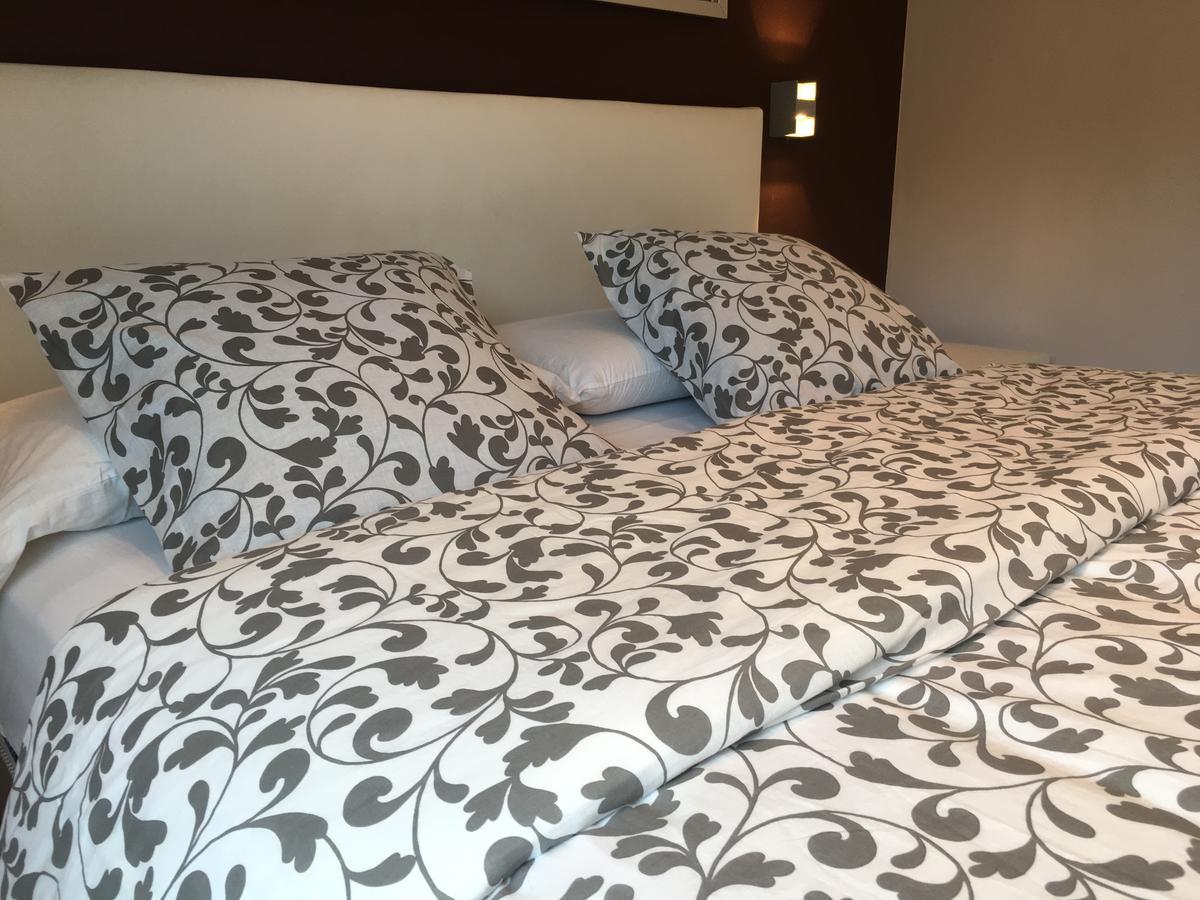 Beach House Castelldefels Ngoại thất bức ảnh