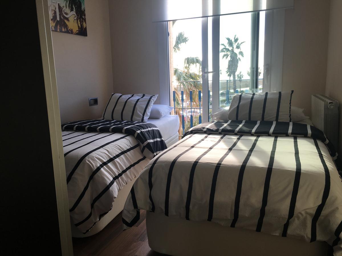 Beach House Castelldefels Ngoại thất bức ảnh
