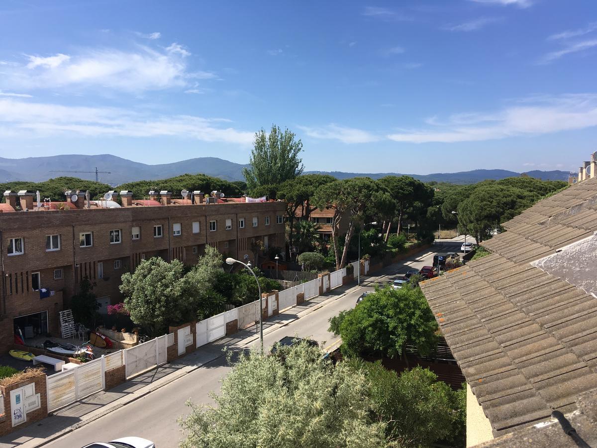 Beach House Castelldefels Ngoại thất bức ảnh